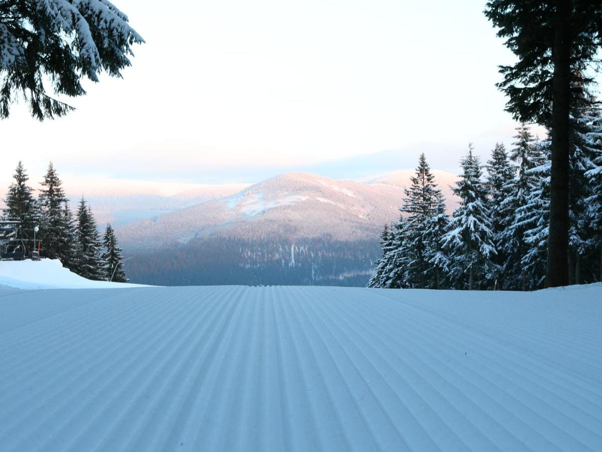 Resident Harrachov Family Apartment Luaran gambar